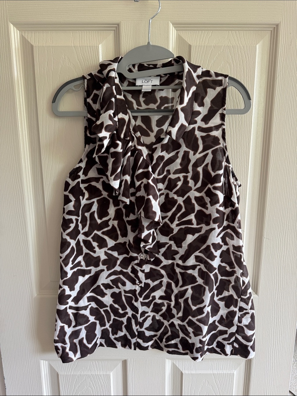 LOFT Brown & White Tie-Neck Sleeveless Top